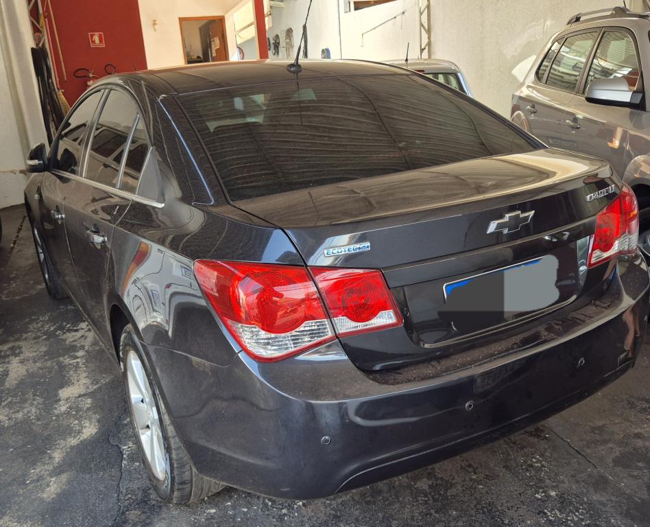 CHEVROLET Cruze Sedan - Foto