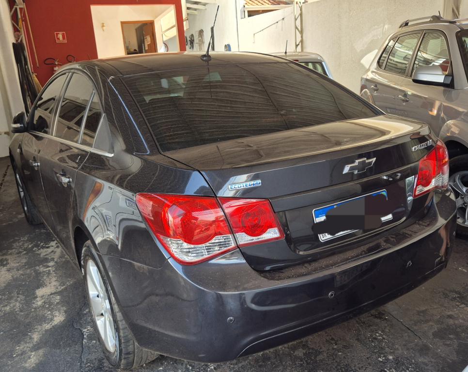 CHEVROLET Cruze Sedan - Foto