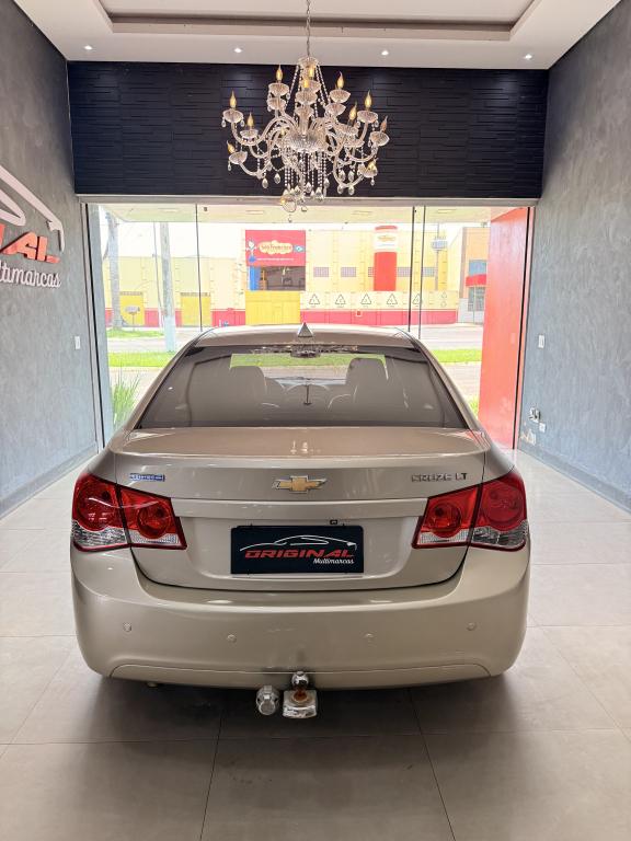 CHEVROLET Cruze Sedan - Foto