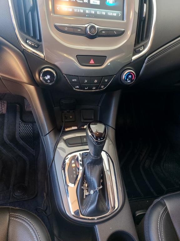 CHEVROLET Cruze Sedan - Foto