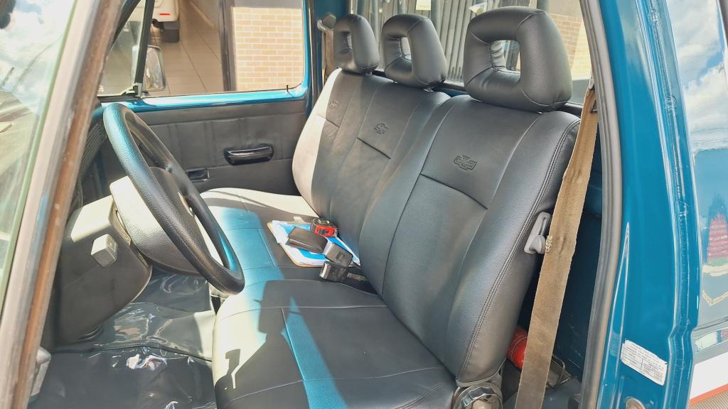 CHEVROLET D20 - Foto