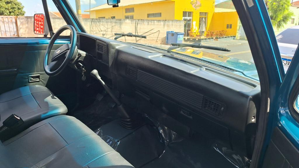 CHEVROLET D20 - Foto