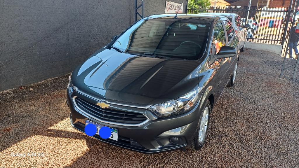 CHEVROLET Onix Hatch - Foto