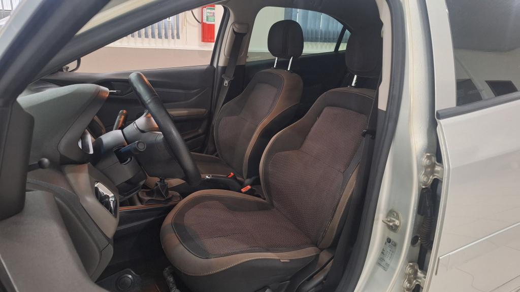 CHEVROLET Prisma - Foto