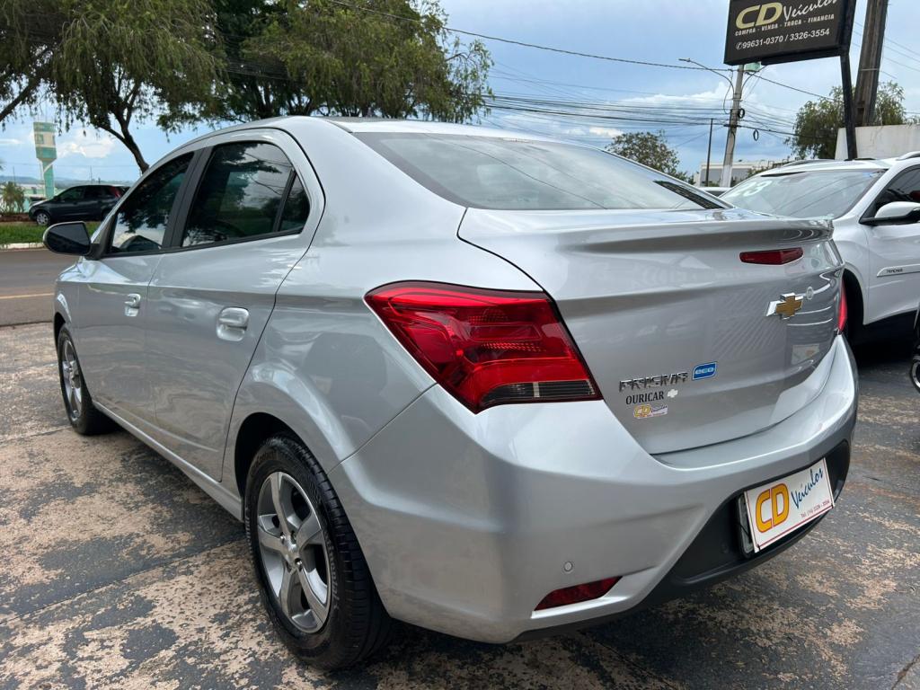 CHEVROLET Prisma - Foto