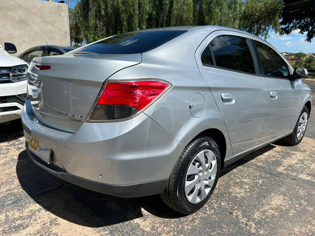 CHEVROLET Prisma - Foto