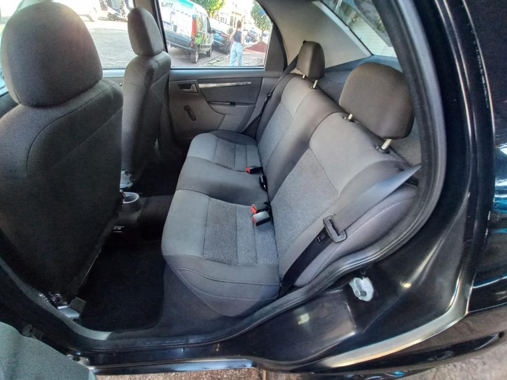 CHEVROLET Prisma - Foto