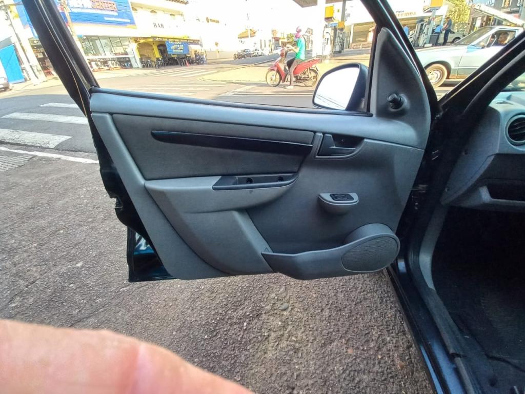 CHEVROLET Prisma - Foto