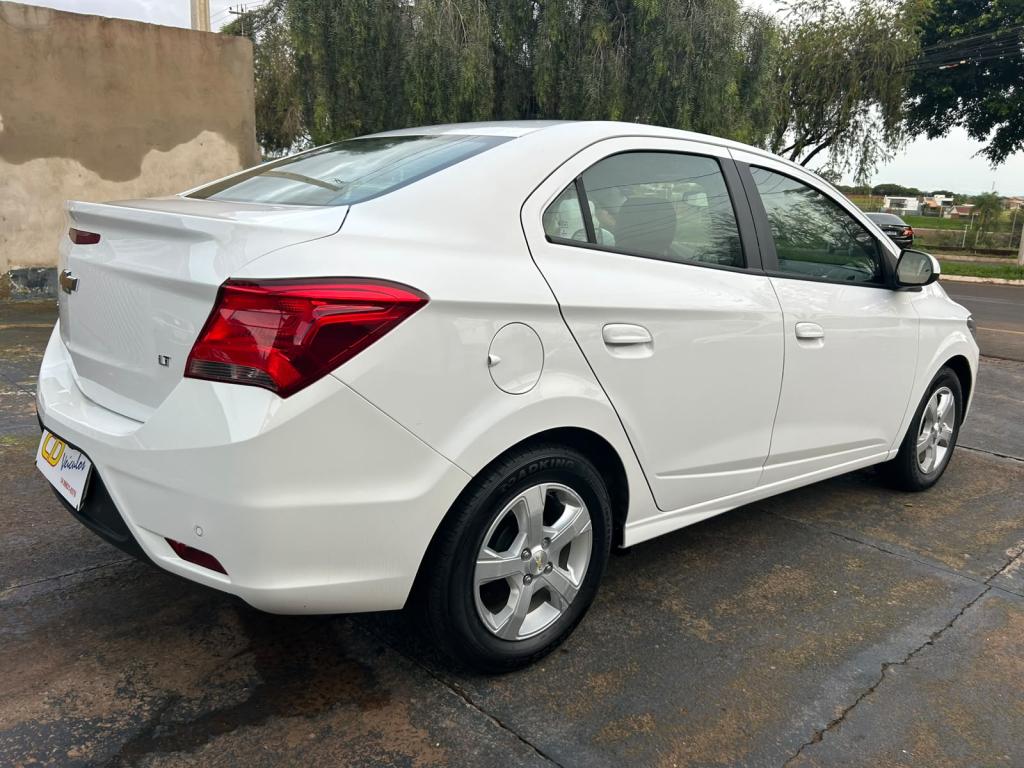 CHEVROLET Prisma - Foto