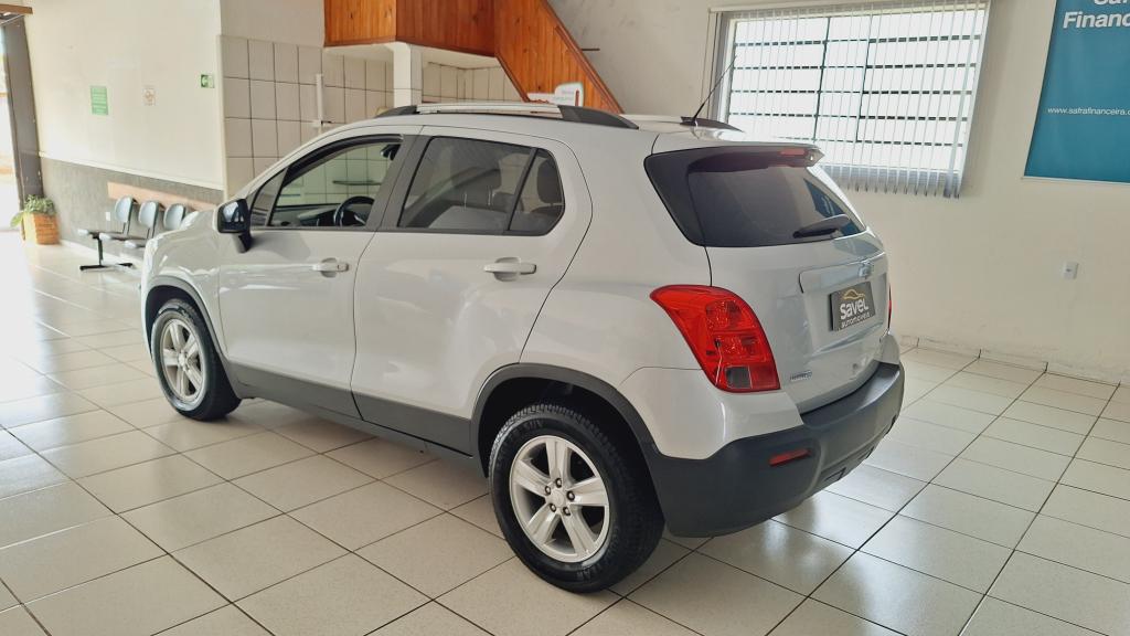 CHEVROLET Tracker - Foto