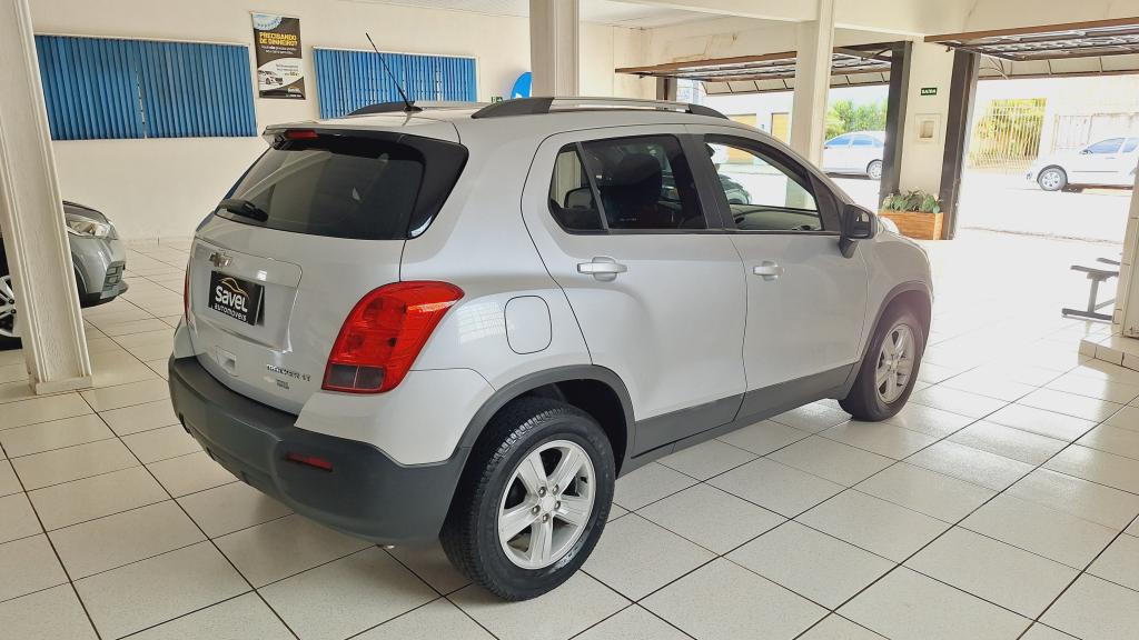 CHEVROLET Tracker - Foto