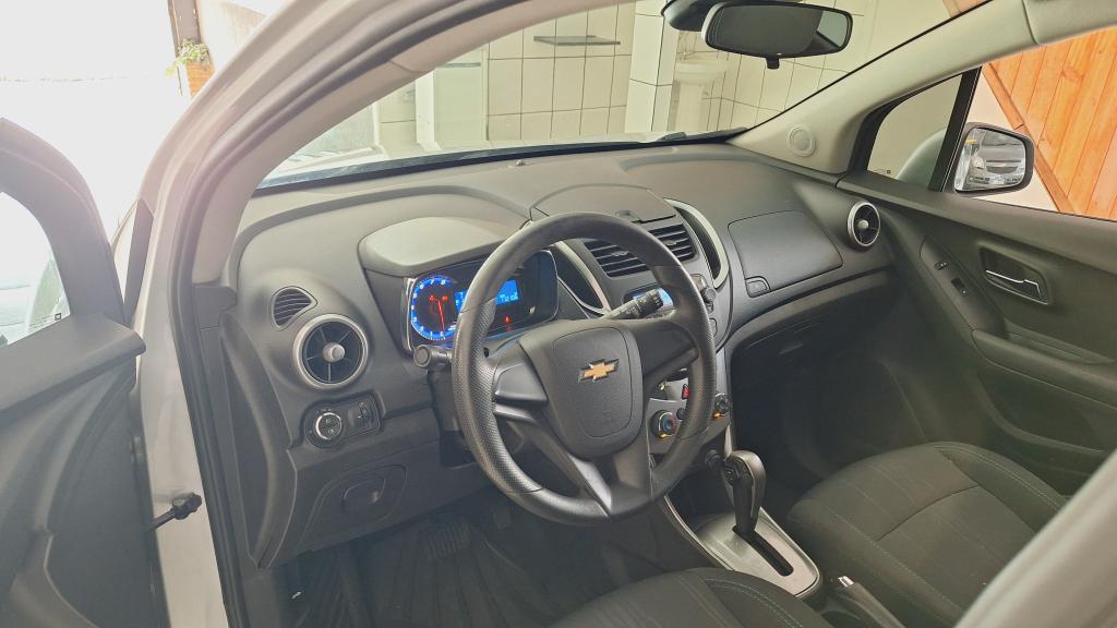 CHEVROLET Tracker - Foto