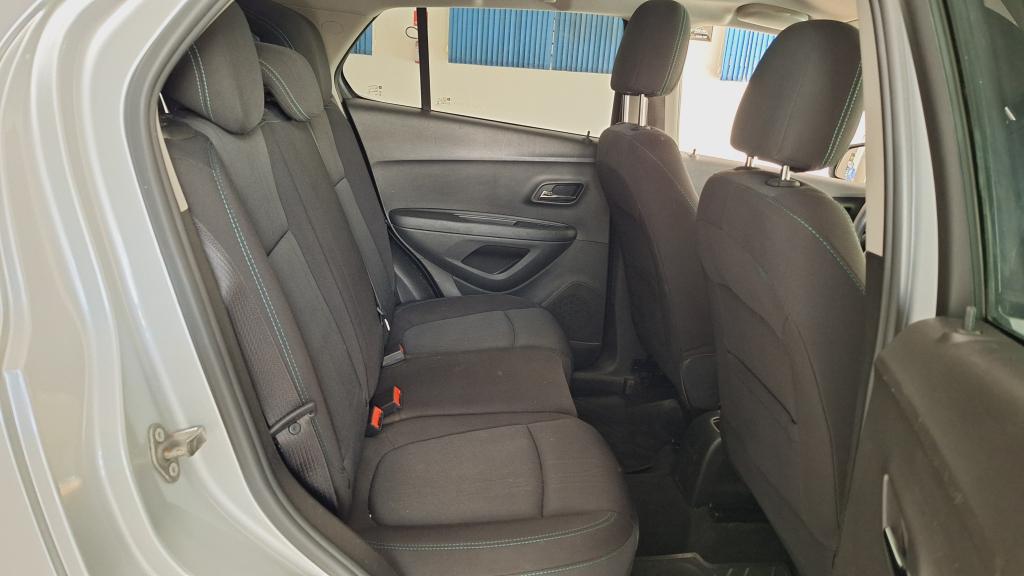 CHEVROLET Tracker - Foto