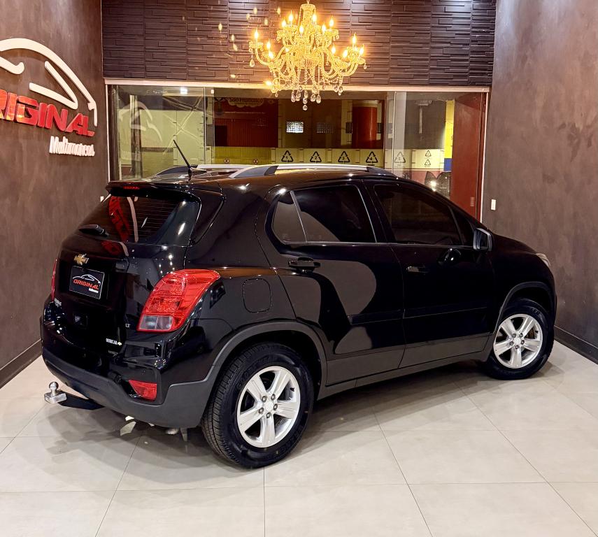 CHEVROLET Tracker - Foto