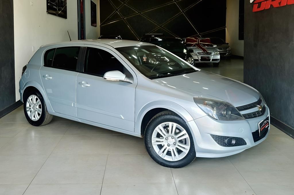 CHEVROLET Vectra Hatch