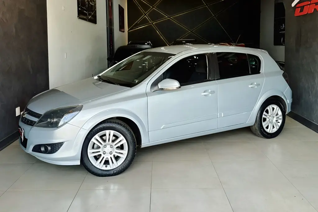 CHEVROLET Vectra Hatch - Foto