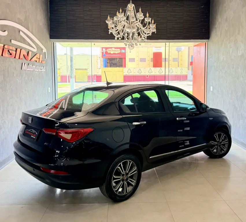 FIAT Cronos - Foto