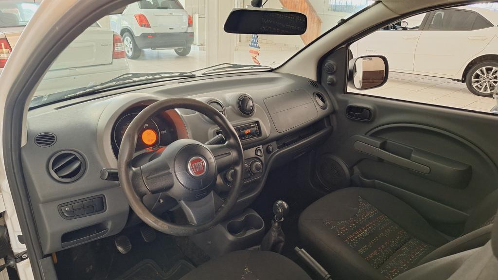 FIAT Fiorino Furgão - Foto