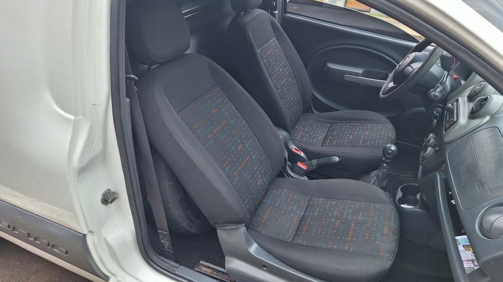 FIAT Fiorino Furgão - Foto