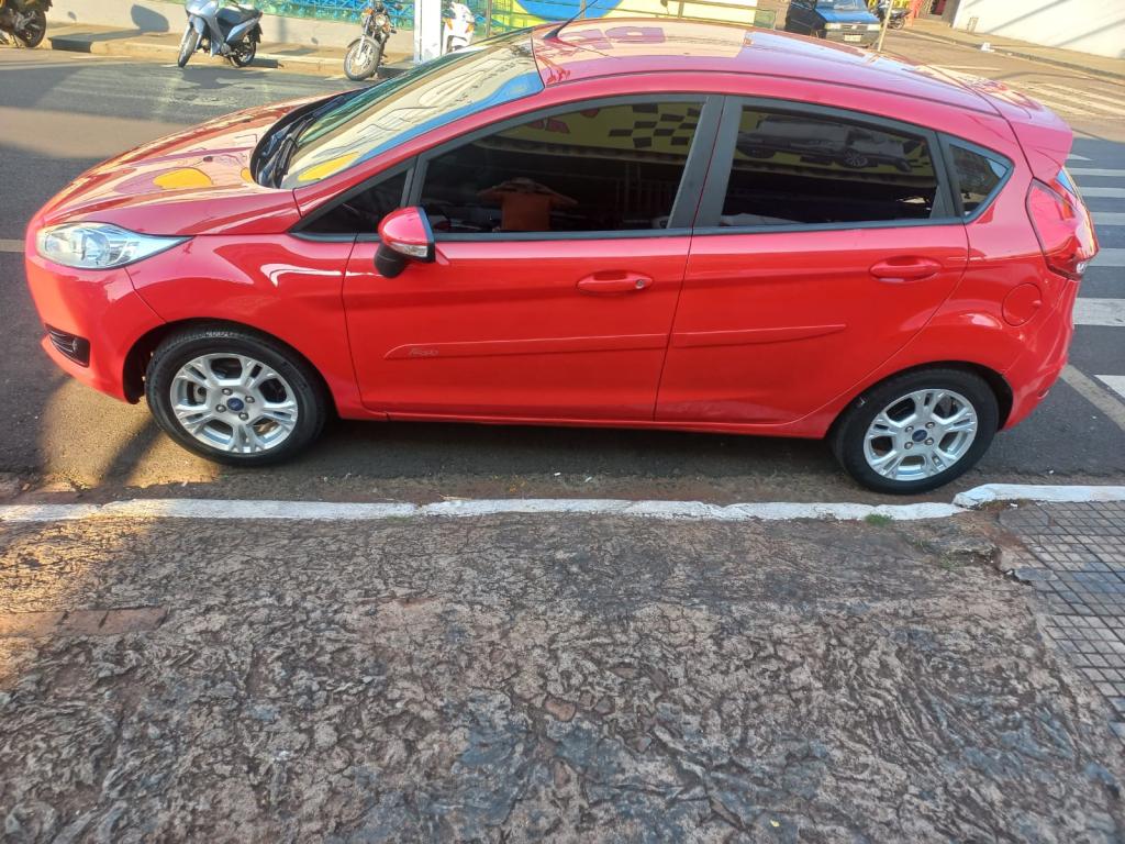 FORD Fiesta Hatch - Foto