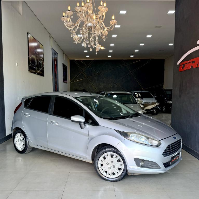 FORD Fiesta Hatch - Foto