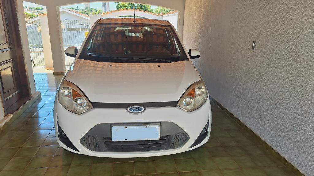 FORD Fiesta Hatch - Foto