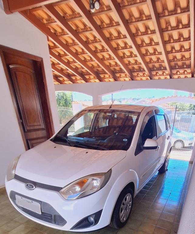 FORD Fiesta Hatch - Foto