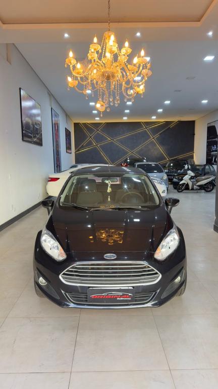 FORD Fiesta Hatch - Foto