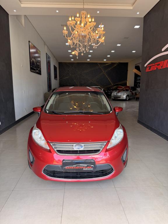 FORD Fiesta Sedan - Foto