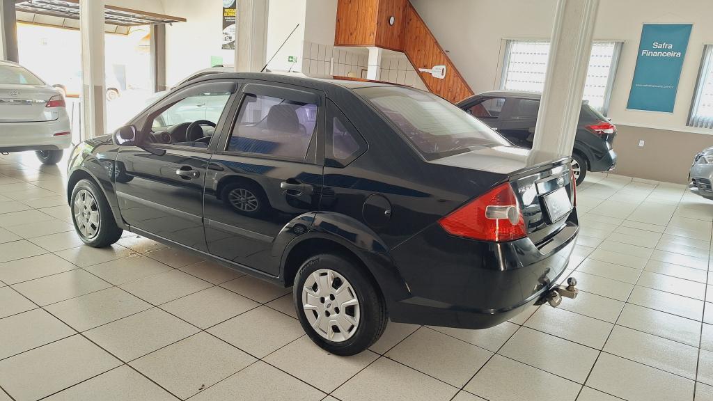 FORD Fiesta Sedan - Foto