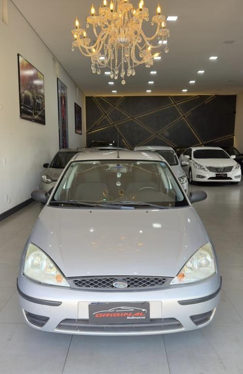 FORD Focus Hatch - Foto