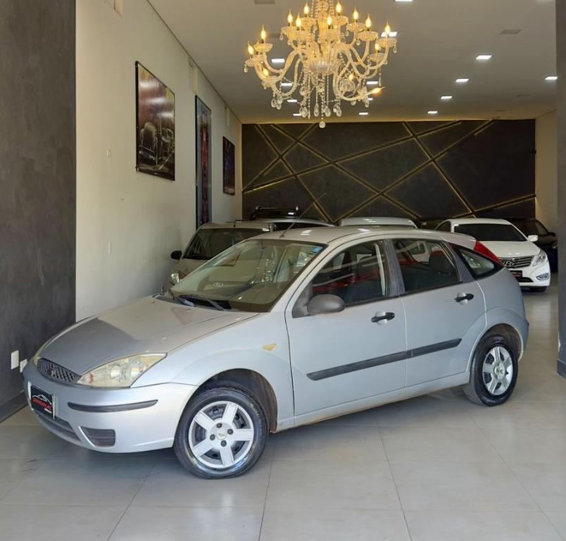 FORD Focus Hatch - Foto
