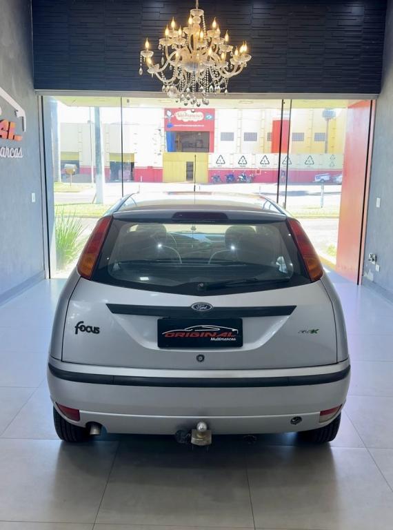 FORD Focus Hatch - Foto