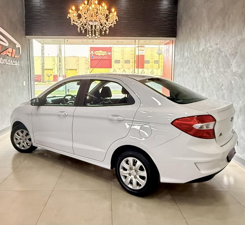 FORD Ka + Sedan - Foto
