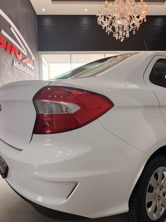 FORD Ka + Sedan - Foto