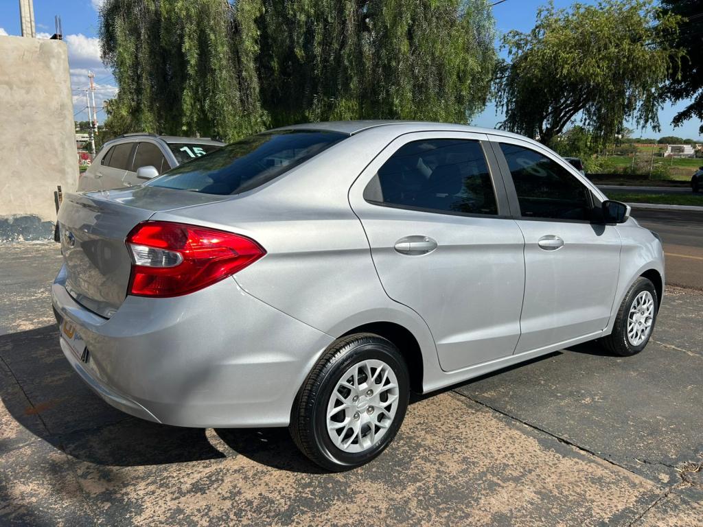 FORD Ka + Sedan - Foto