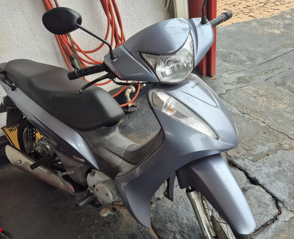 HONDA Biz 125 - Foto
