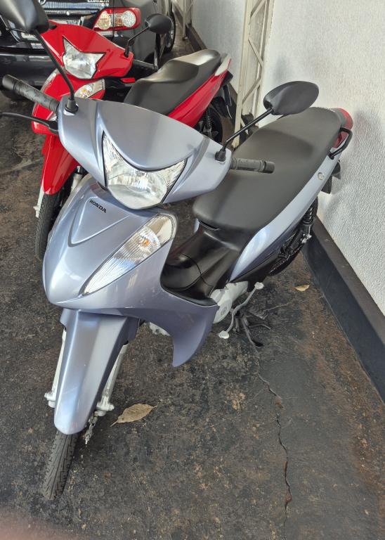 HONDA Biz 125 - Foto