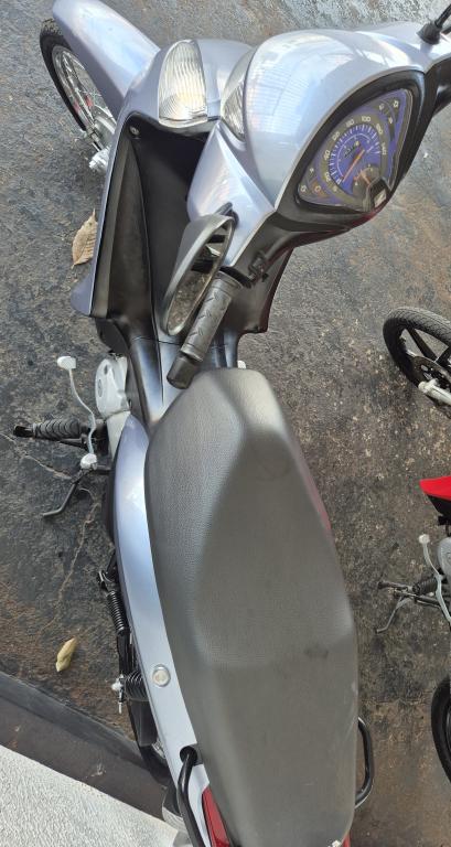 HONDA Biz 125 - Foto