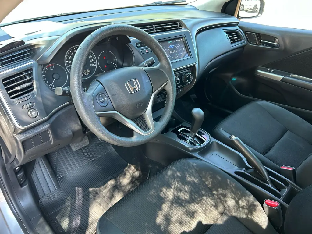 HONDA City Sedan - Foto