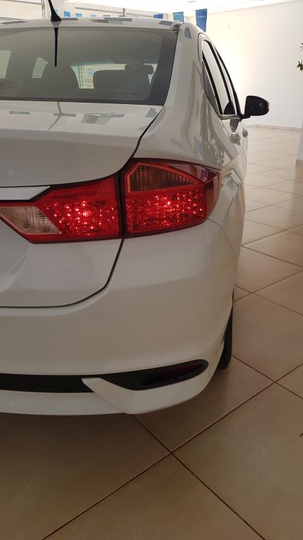 HONDA City Sedan - Foto