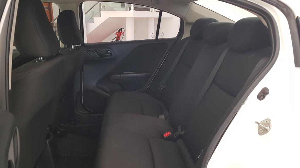 HONDA City Sedan - Foto