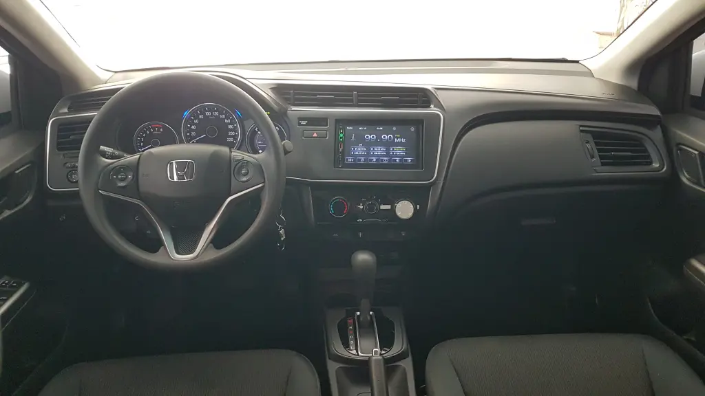 HONDA City Sedan - Foto