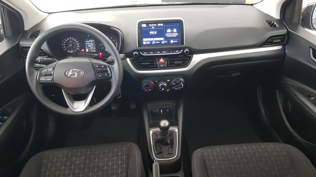 HYUNDAI HB 20 Hatch - Foto