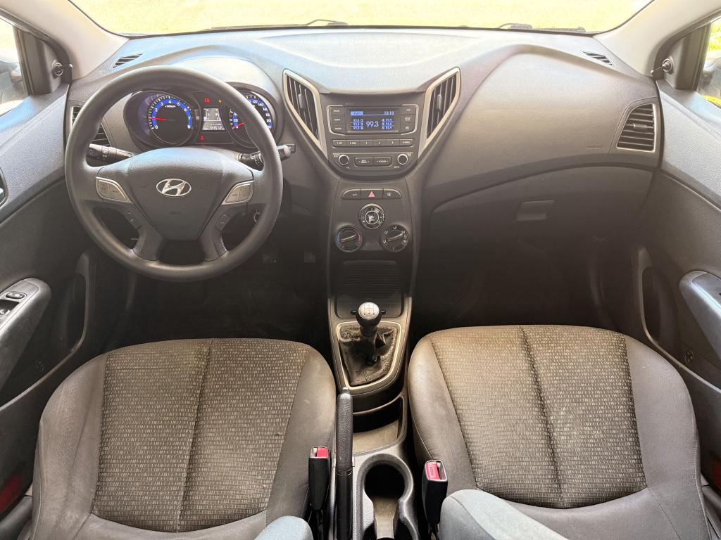 HYUNDAI HB 20 Hatch - Foto