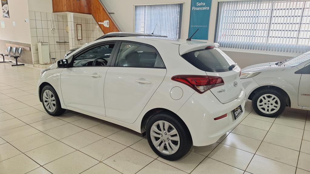 HYUNDAI HB 20 Hatch - Foto