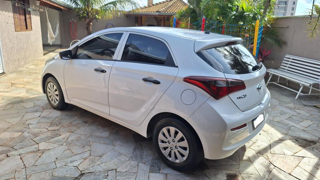 HYUNDAI HB 20 Hatch - Foto