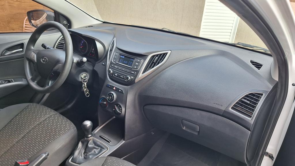 HYUNDAI HB 20 Hatch - Foto