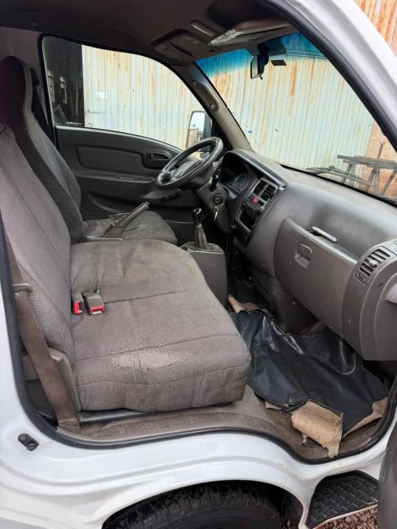 HYUNDAI HR - Foto