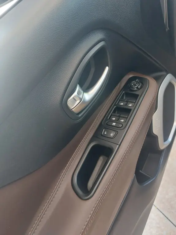 JEEP Renegade - Foto